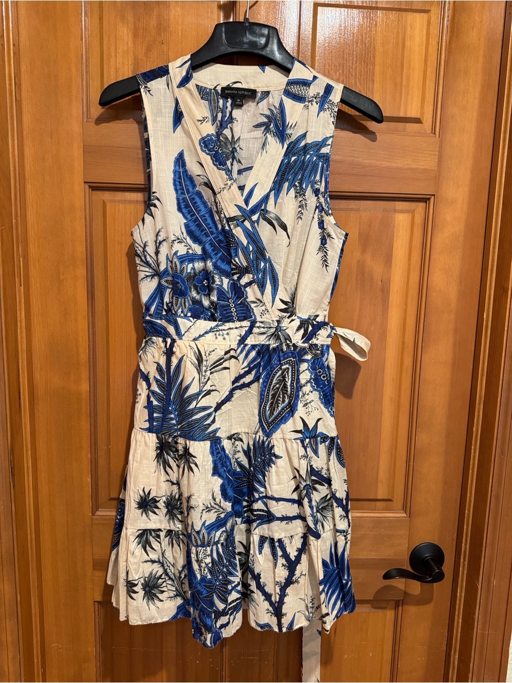Banana Republic Blue Tropical Floral Wrap Dress - Medium